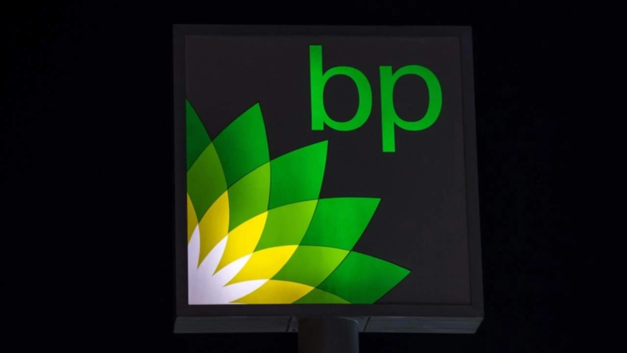 BP, 4 Bin 700 Çalışanını İşten Çıkarmaya Karar Verdi