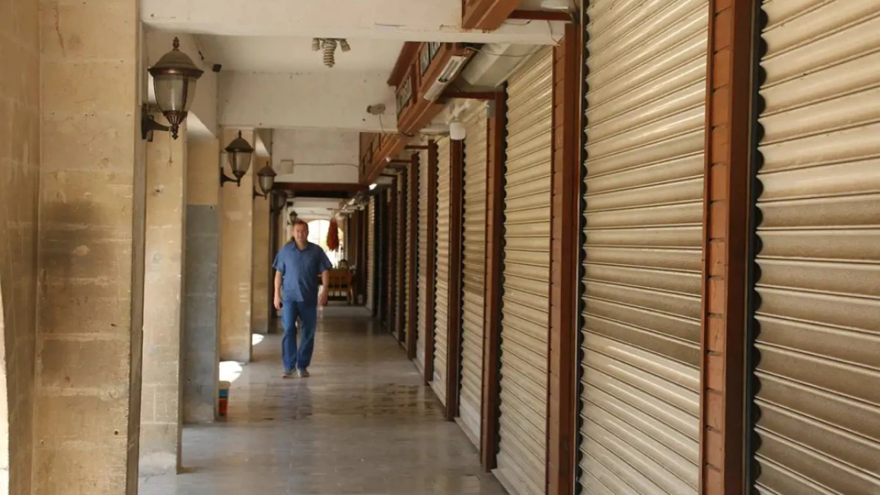 Ekonomik durgunluk esnafı vurdu: 83 bin kepenk kapandı