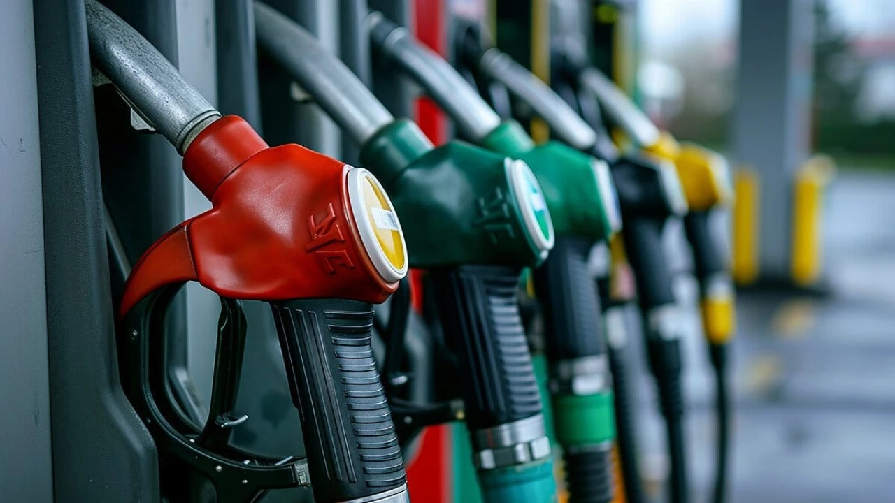 22.10.2025 - Akaryakıt fiyatlarında indirim var mı?