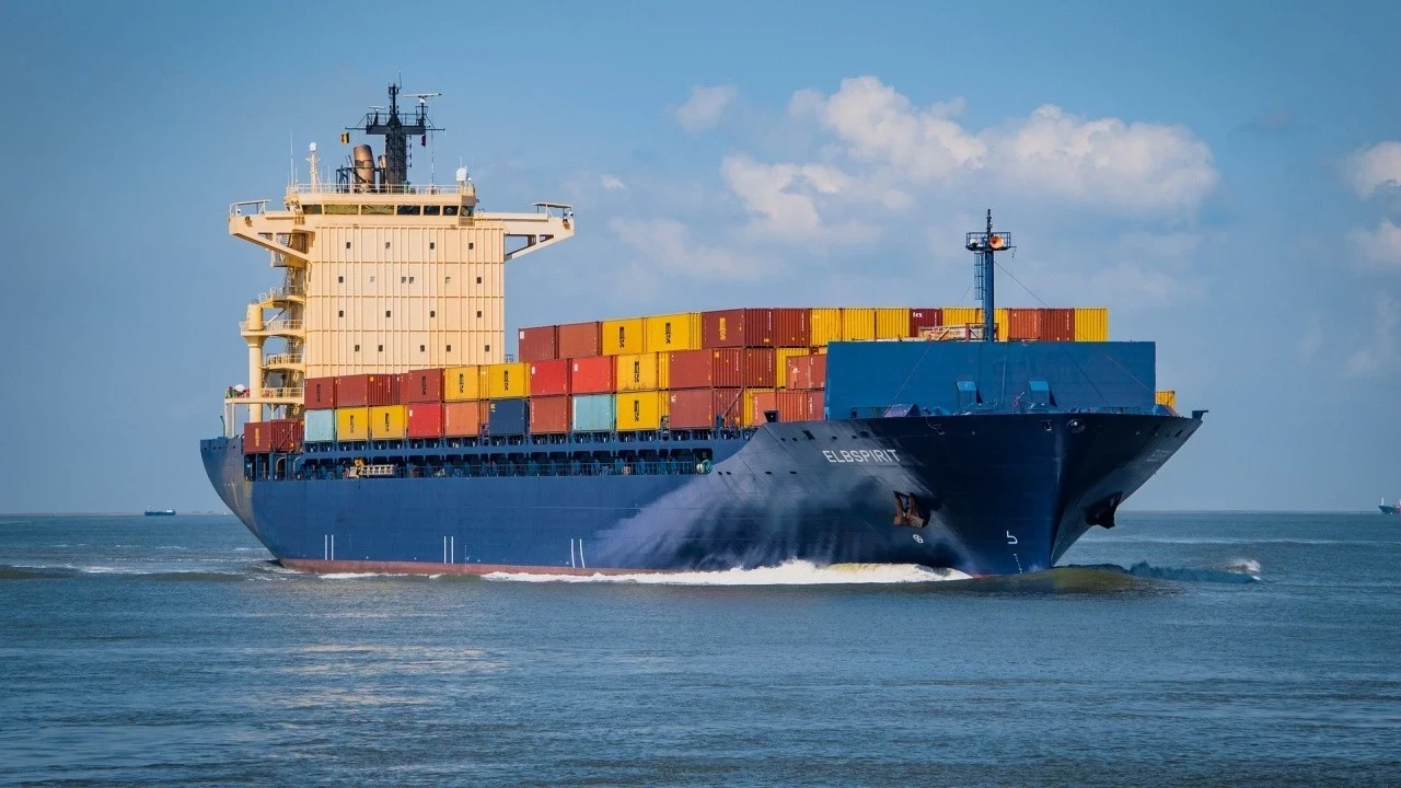 Navlunlar düştü ama fırtına dinmedi: Deniz ticaretinde kriz sürüyor