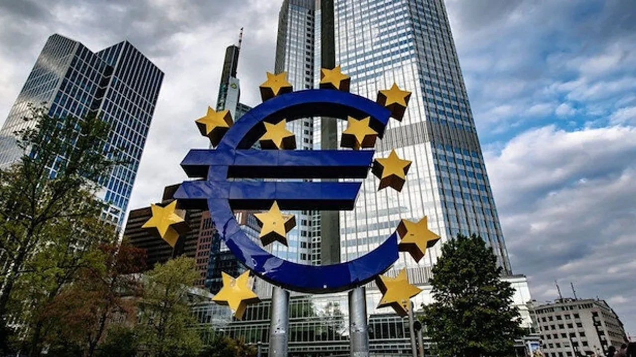 Euro Bölgesi enflasyonu beklentiyi aştı: Kasımda yüzde 2,2