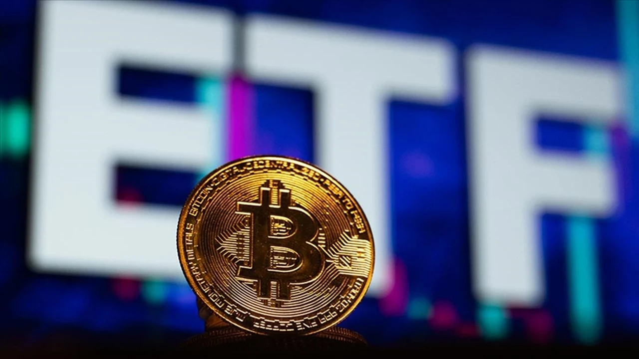 Bitcoin güne 116.700 dolar seviyesinde başladı