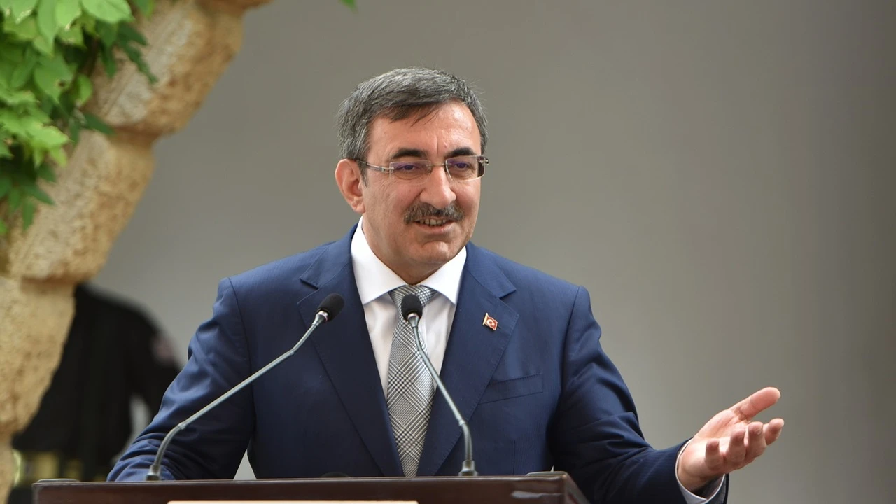 Cevdet Yılmaz: Enflasyonu yıl sonunda yüzde 20’li seviyelere çekmeyi hedefliyoruz