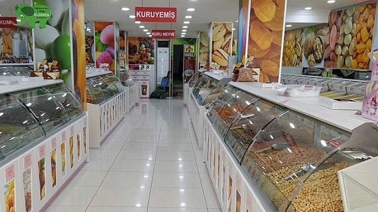 Bakanlığın listesine giren ünlü kuruyemiş zincirinde alarm