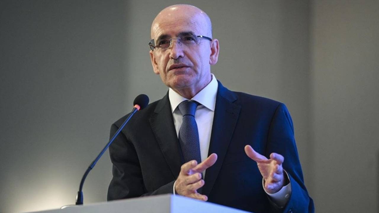 Mehmet Şimşek istifa mı edecek? Açıklama ilk ağızdan geldi!