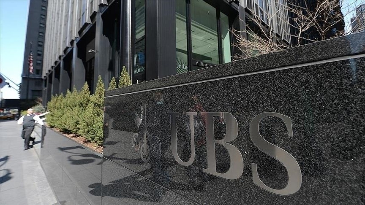 UBS’ten Çarpıcı Üçüncü Çeyrek Kârı: Beklentilerin Üzerinde 1,43 Milyar Dolar