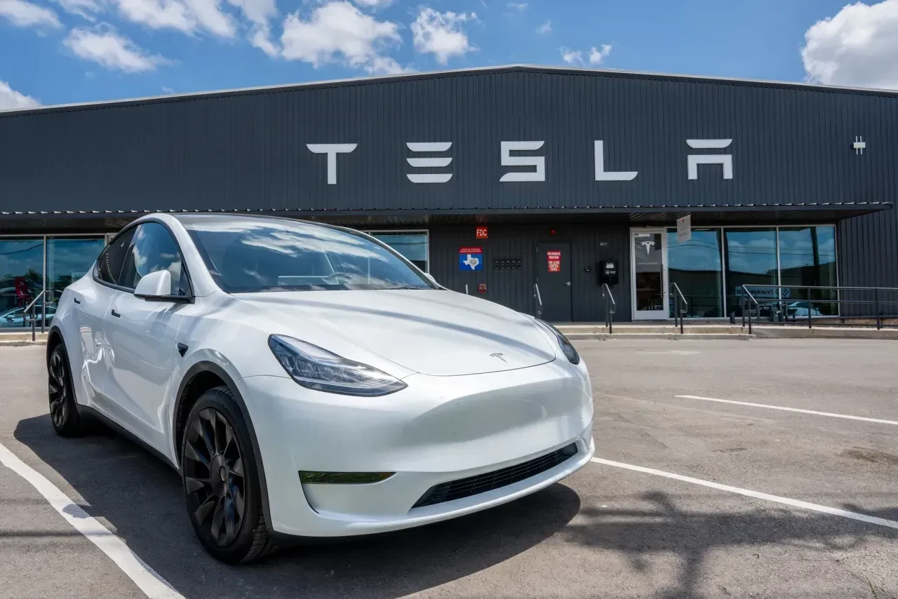 Tesla, Elektrikli Araç Alanındaki Liderliğini Piyasa Değeriyle Pekiştirdi