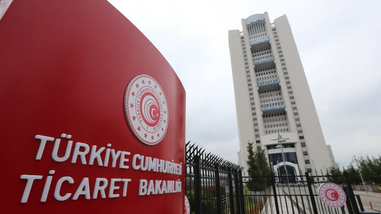 Ticaret Bakanlığı, Sosyal Medyadaki İlanlar İçin Yeni Düzenlemeleri Duyurdu