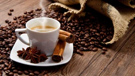 Kahvede büyük çelişki: Maliyet düşüyor, fiyat artıyor