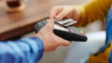 Kredi kartlarında faiz indirimi: Yeni oranlar açıklandı