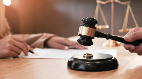 Evlilik bitiyor, borç başlıyor: Boşanma masrafları uçtu