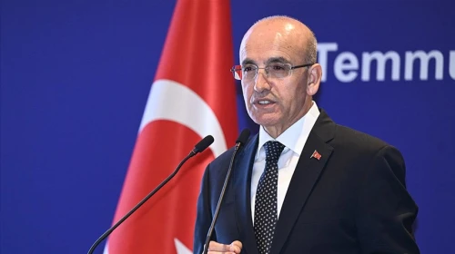 Bakan Şimşek: Petrol fiyatları enflasyon beklentilerini yukarı taşıdı