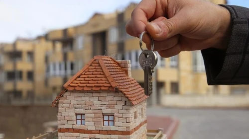 Konut fiyatlarında reel düşüş sürüyor, kiralarda artış hızlandı