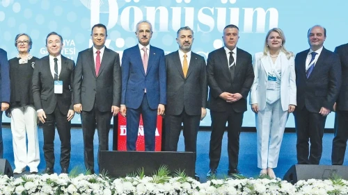 Türkiye dijital yarışta vites yükseltiyor
