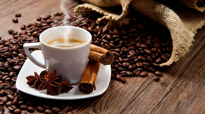 Kahvede büyük çelişki: Maliyet düşüyor, fiyat artıyor