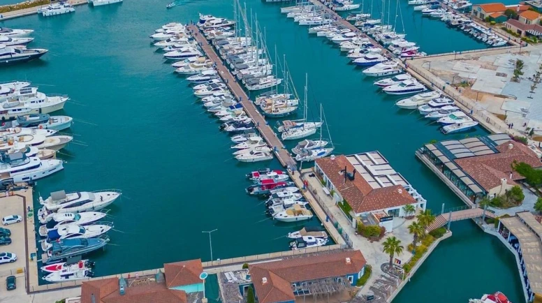 Alaçatı’nın ünlü marinası için konkordato kararı