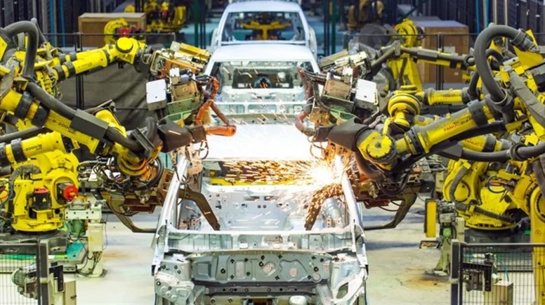 İhracatta zirve değişmedi: Otomotiv sektörü yine lider oldu
