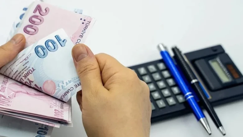 Savaş ve sıkılaşmaya rağmen kredi büyümesi hız kesmedi