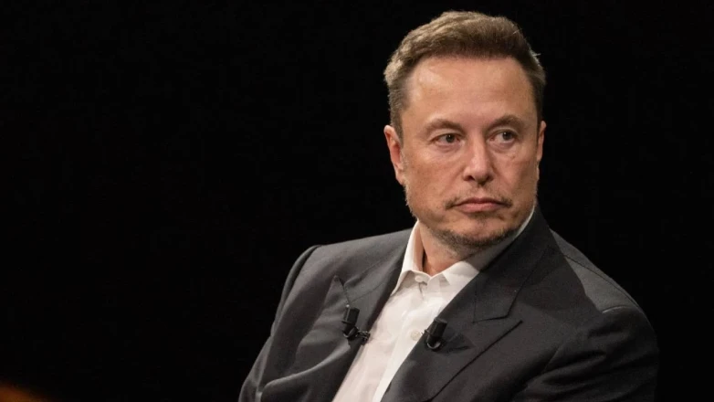 Elon Musk trilyon dolara koşuyor: Dünyanın ilk trilyoneri olabilir