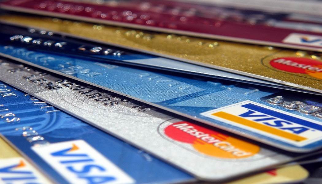 tum-bankalarin-aidatsiz-kredi-kartlari