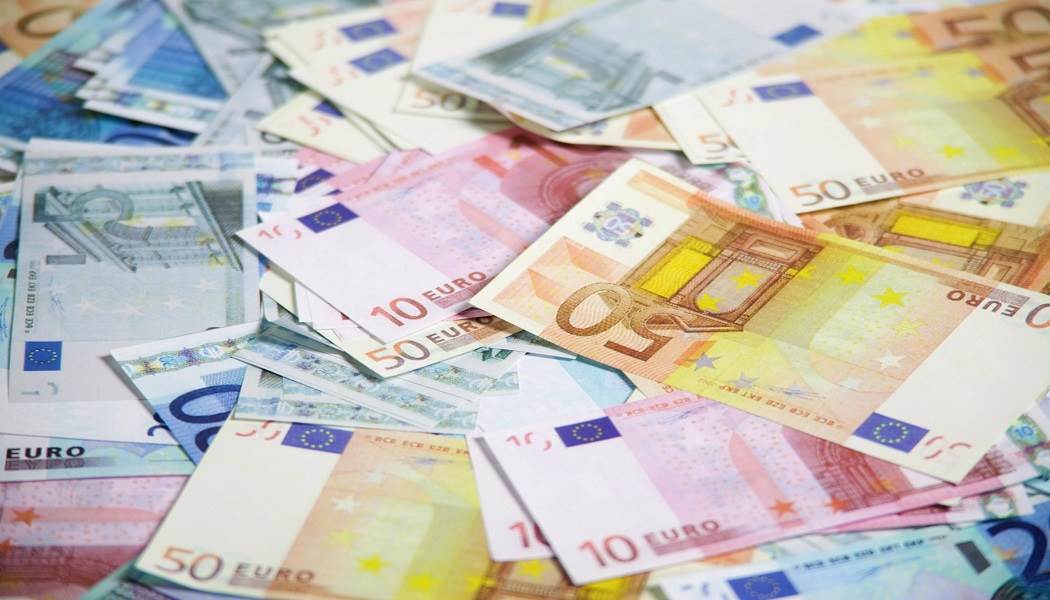 1000-euro-var-mi-1000-euro-banknot-bin-euro-banknot