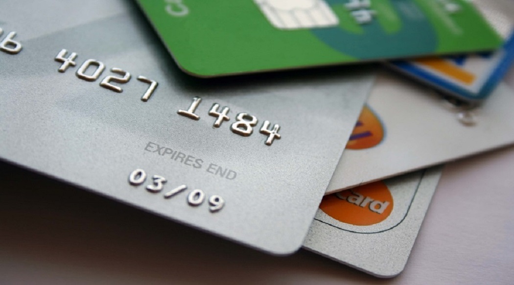 ogrenciye-kredi-karti-veren-bankalar-ve-limitleri-2020-2020-ogrenci-kredi-karti-basvuru-ogrenci-kredi-karti-limit-2020